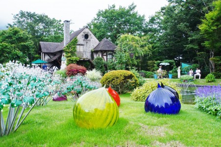 漫步箱根和箱根玻璃美术馆