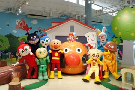 横滨家庭娱乐：动物园和博物馆的一天 image