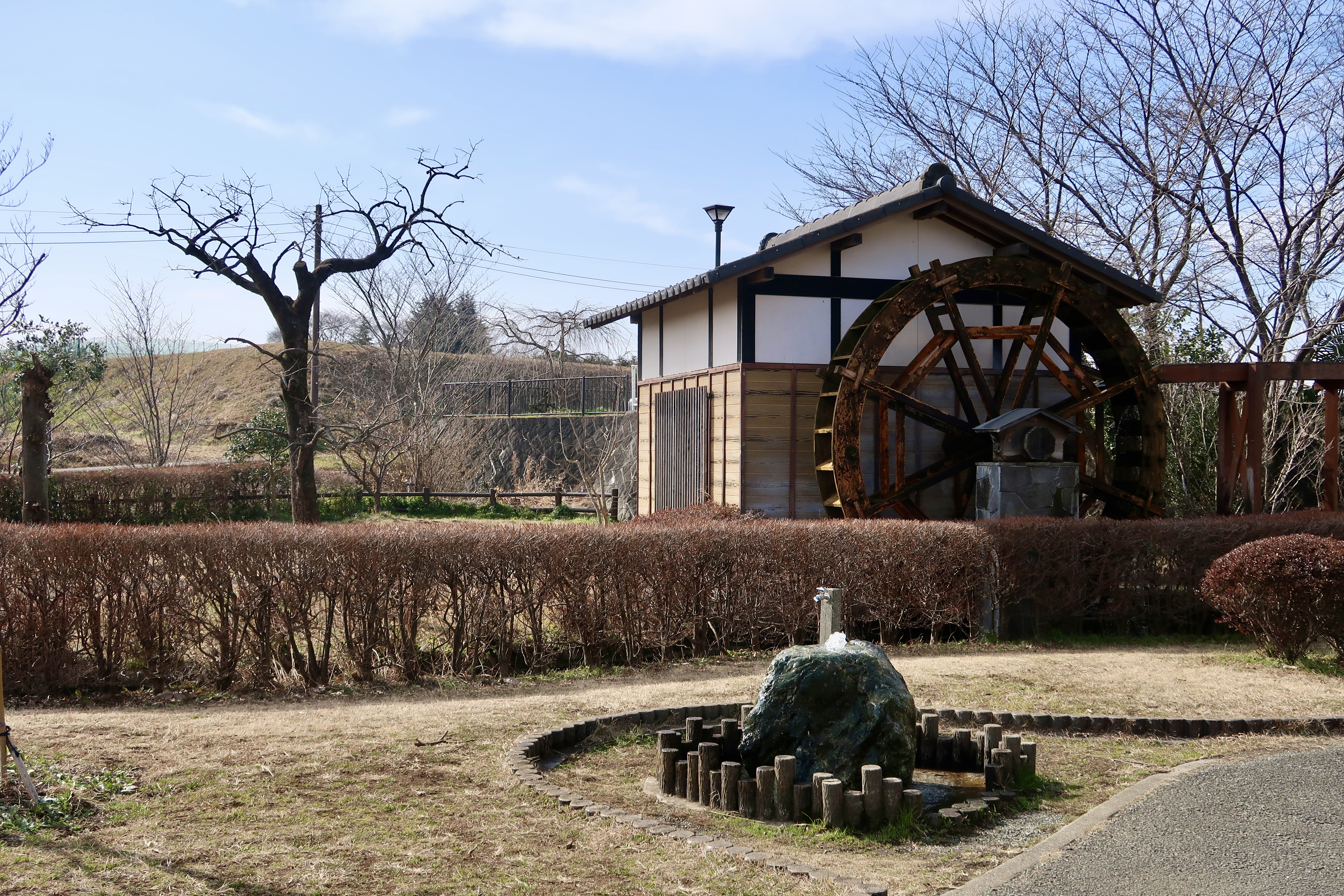 制作荞麦面的水车