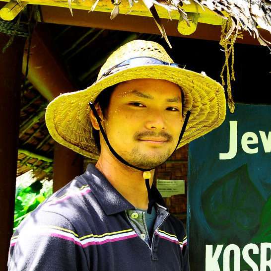 ptl.TOUR_GUIDES_PORTRAIT