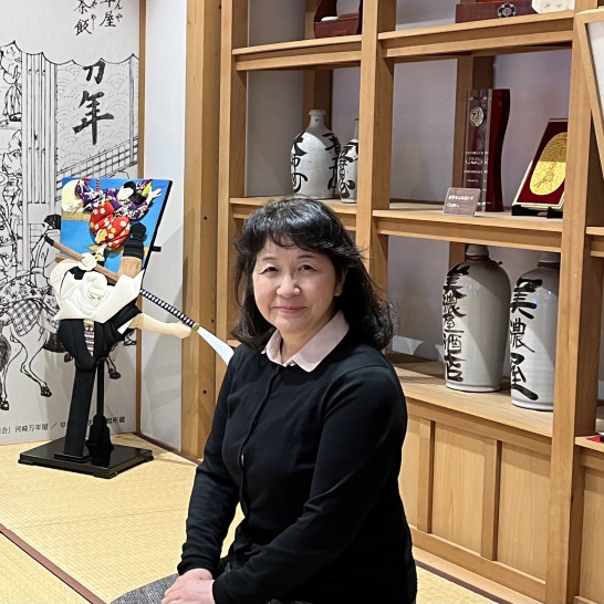 ptl.TOUR_GUIDES_PORTRAIT