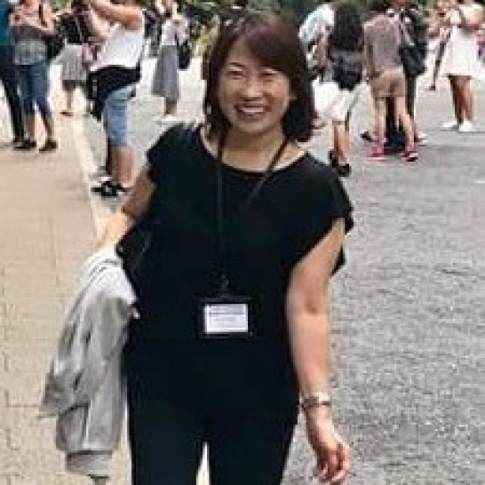 ptl.TOUR_GUIDES_PORTRAIT