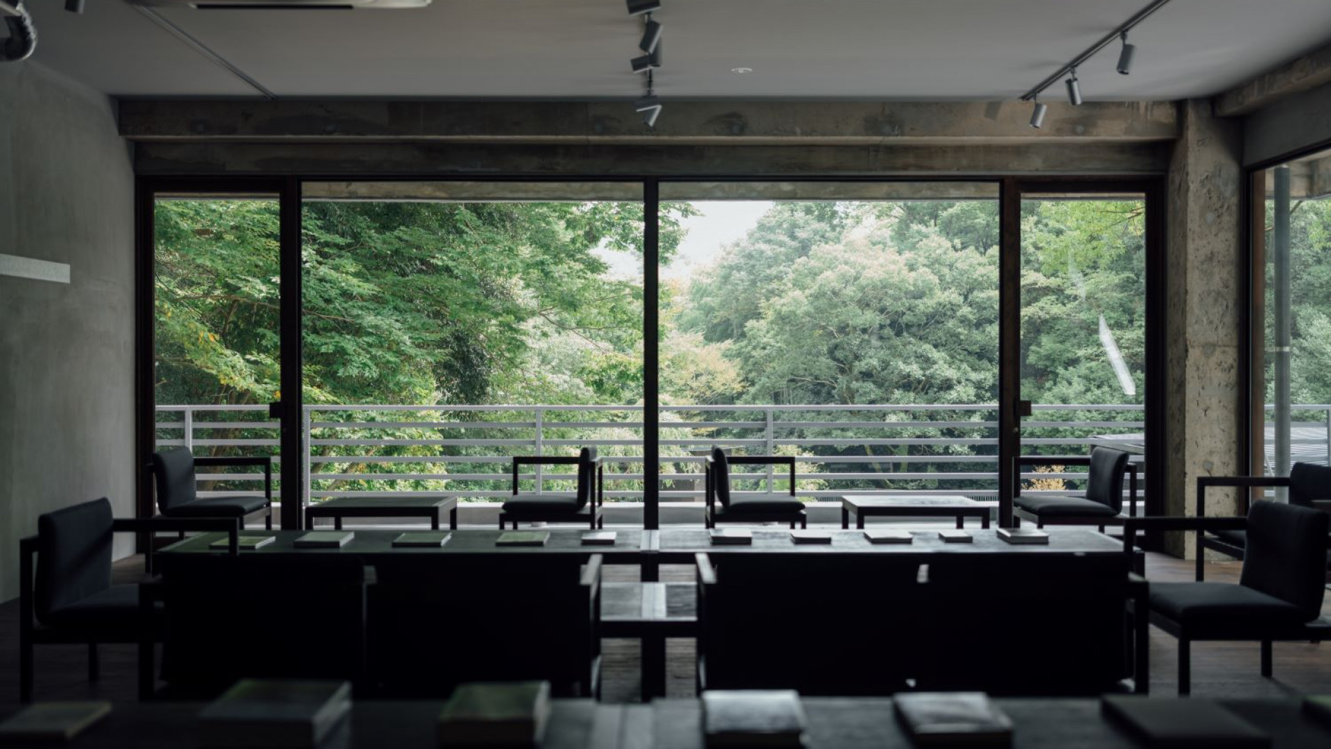 熊野神社、萬葉公園