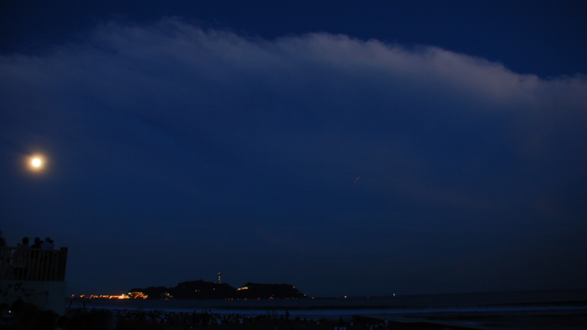 江之岛“日本百名月”观赏地