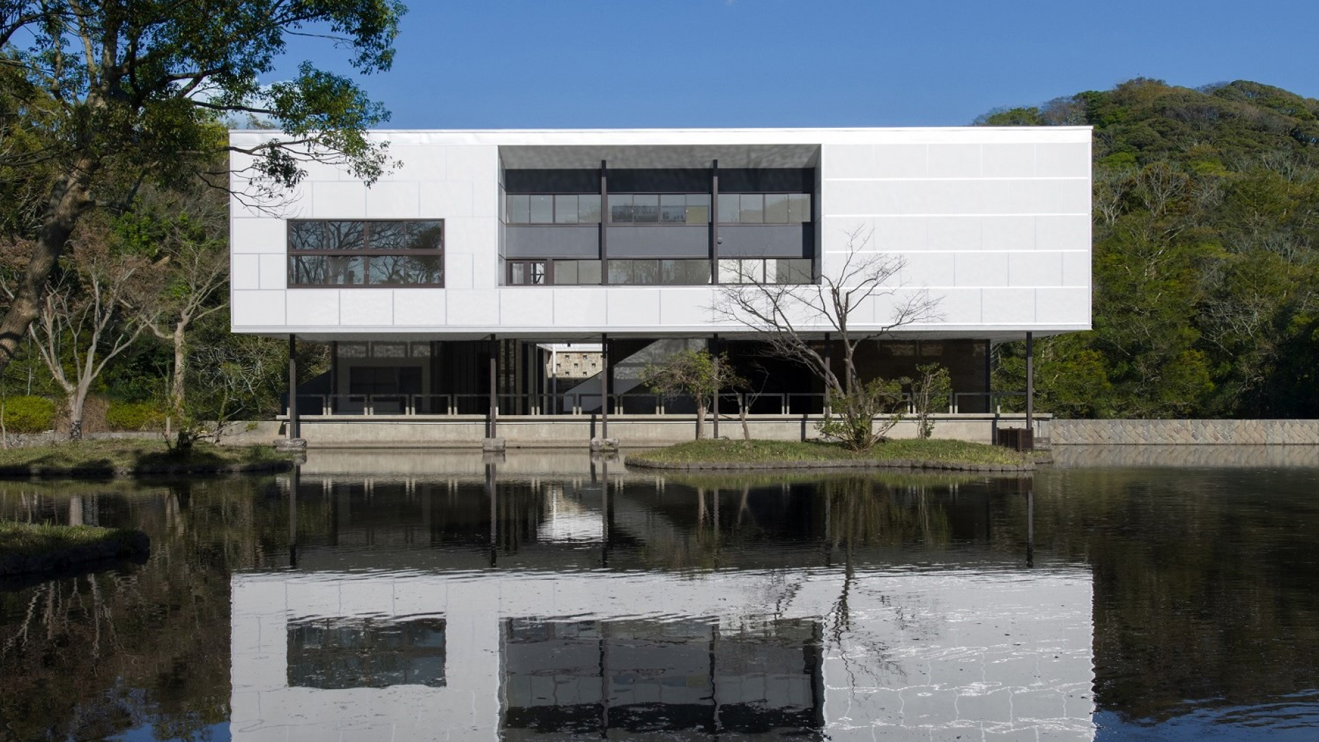 鎌仓文华馆 鹤冈美术馆