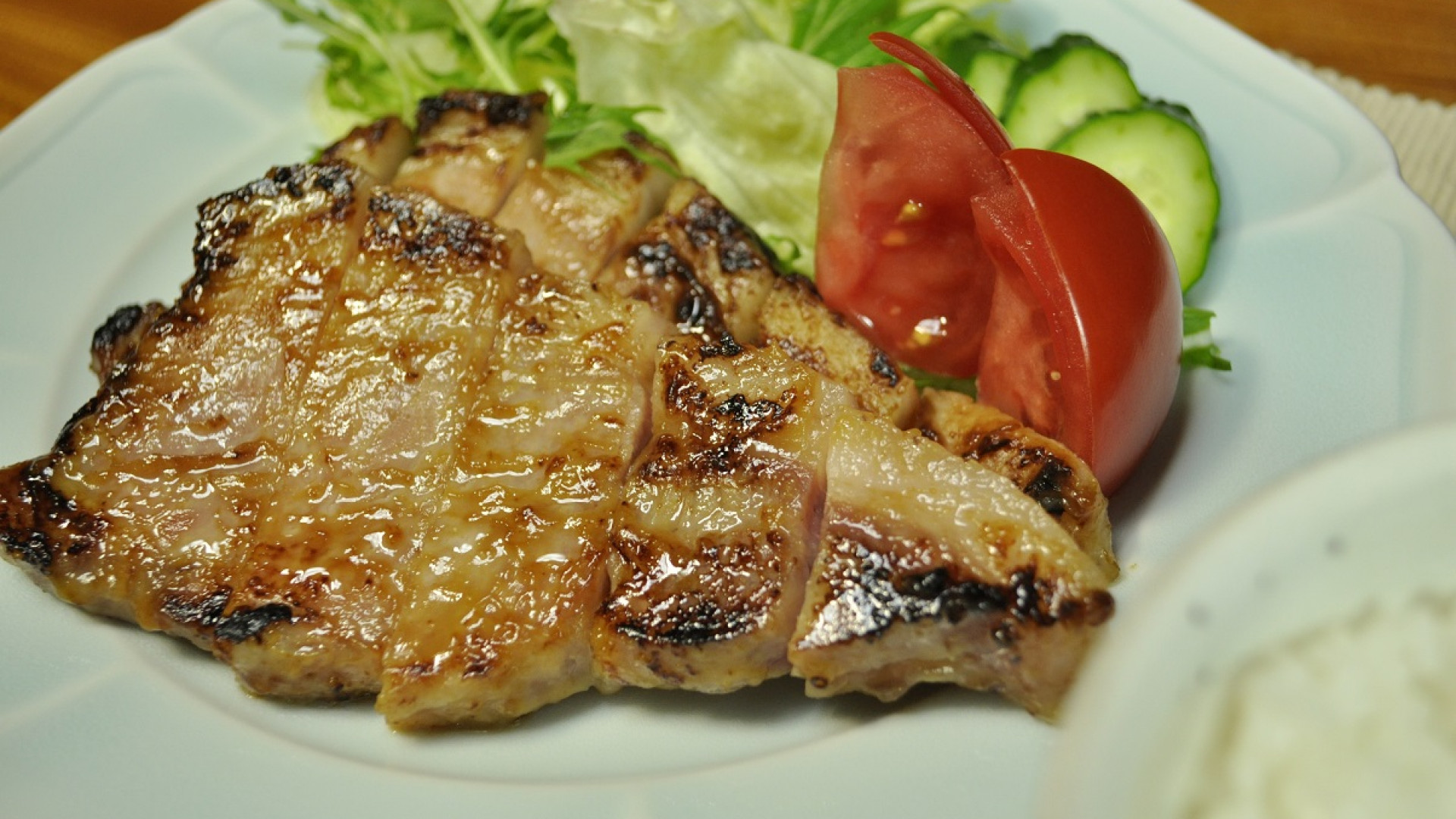 大久保商店（绫濑名产品「Okubo的味噌渍猪肉」贩卖店）