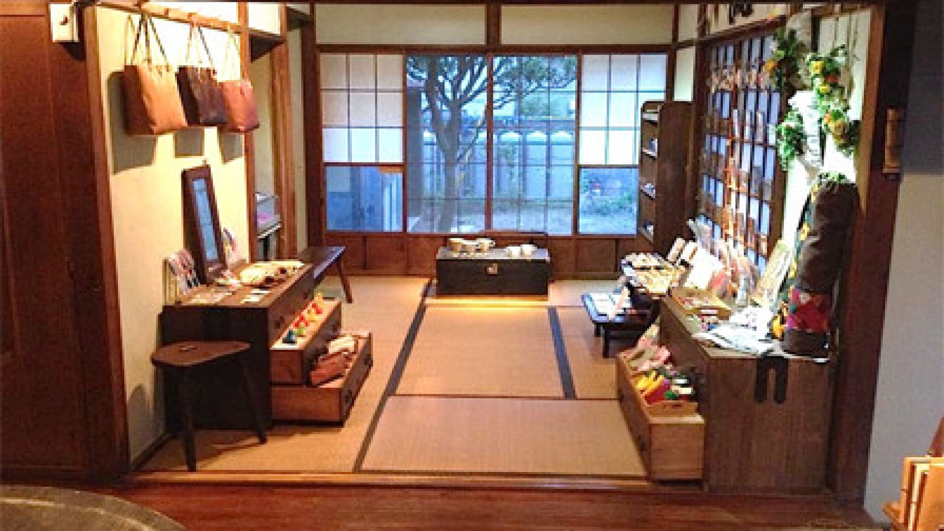 오이소 선데이 아트 워크