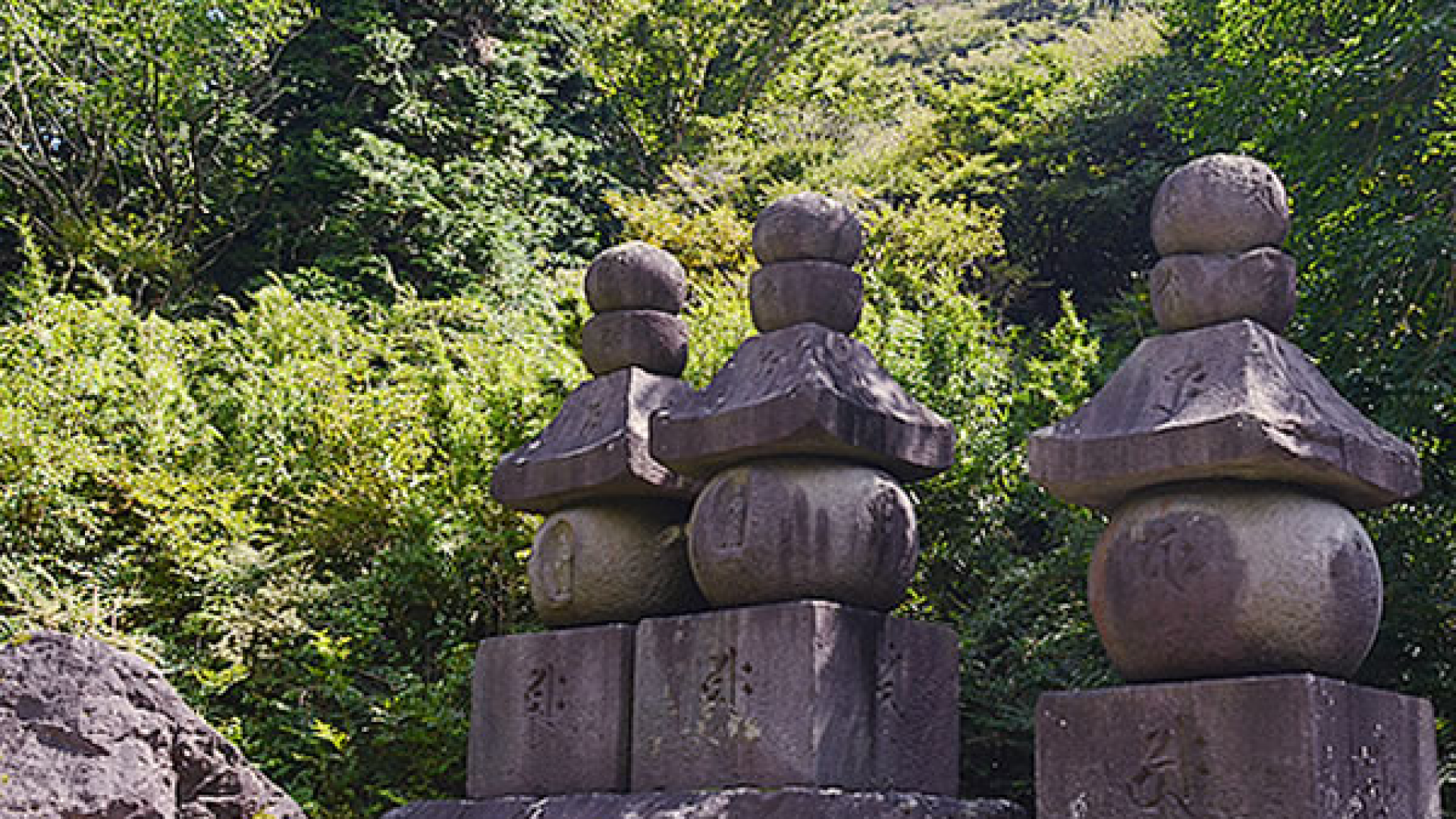 曾我兄弟與虎御前之墓