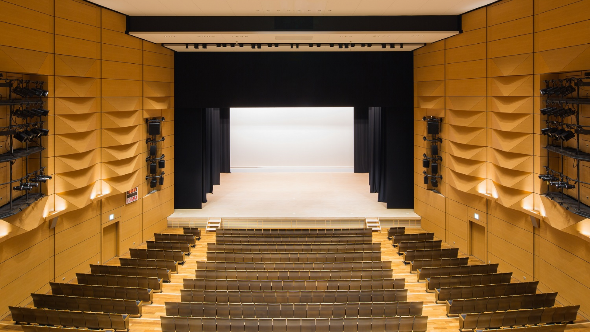 大和市文化创造据点SIRIUS