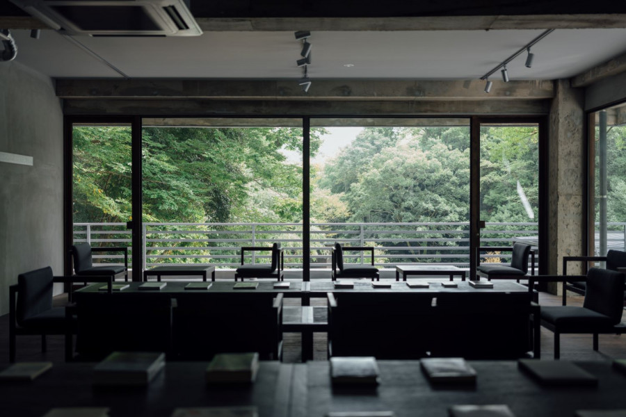 熊野神社、萬葉公園
