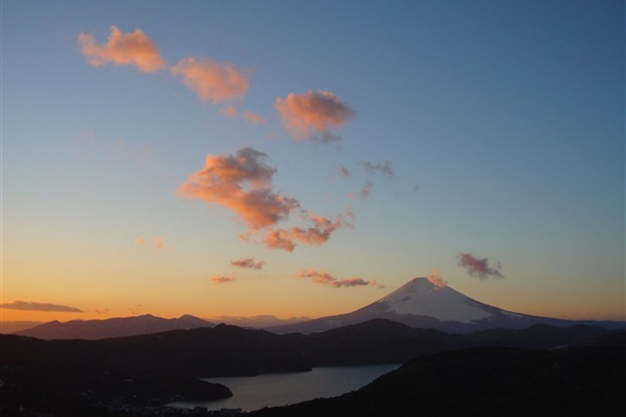 阿耐思特岩田收费高速公路箱根
