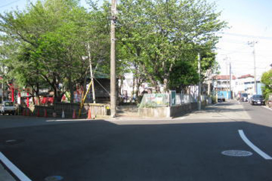 北条稻荷·蛙石