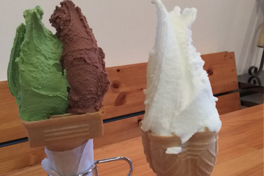 ไอศกรีมสตูดิโอเมอเรีย