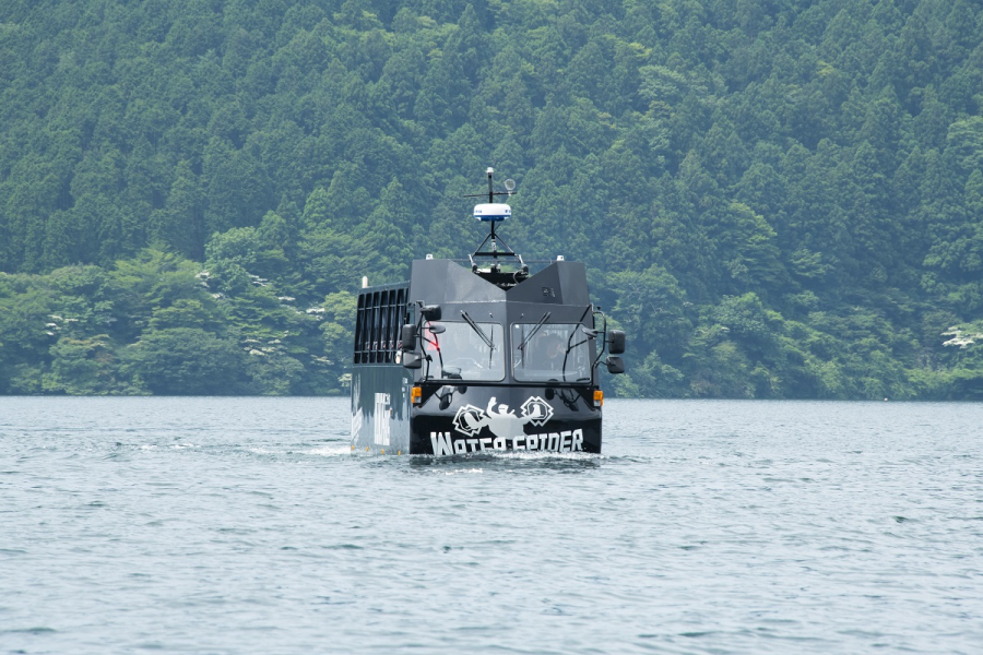 水陆两用船NINJA BUS WATER SPIDER