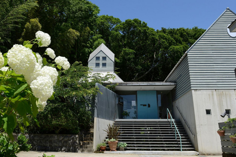 粕谷森现代美术馆