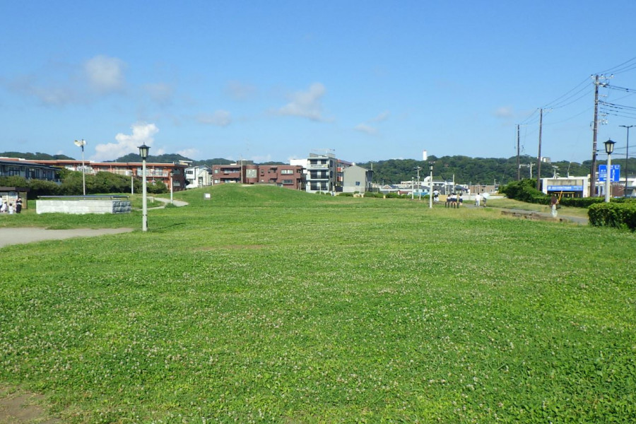 Kamakura Seaside Park Yuigahama Area