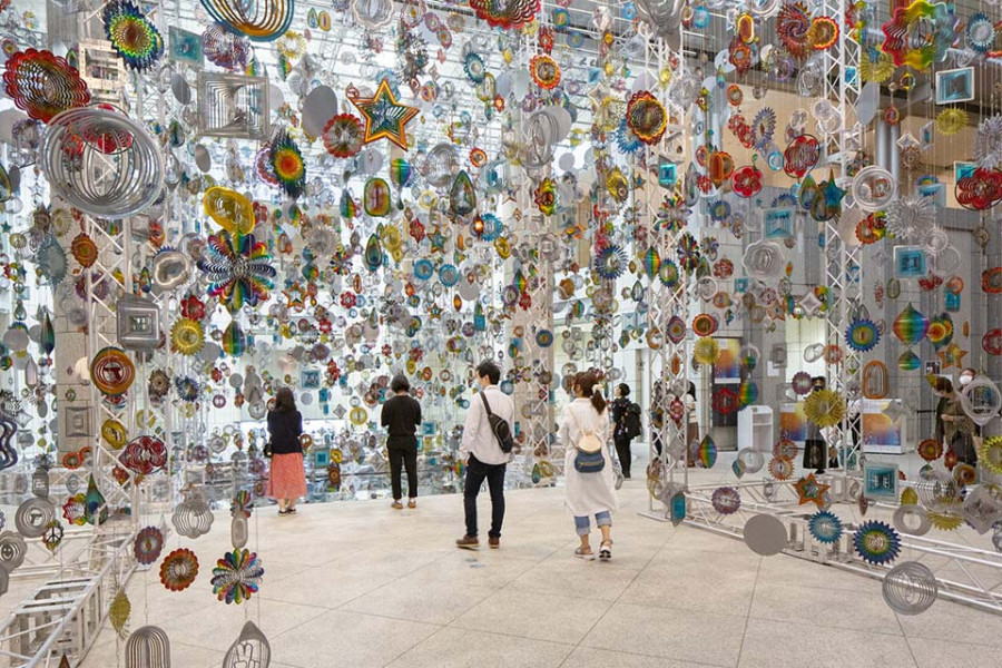 横滨三年展（每三年举办一次的当代艺术国际展）