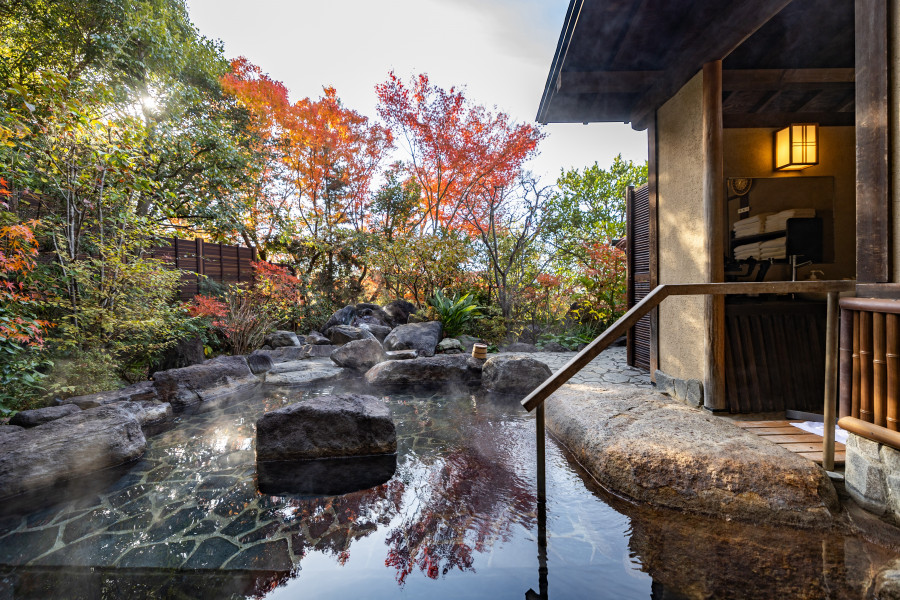 鹤卷温泉元汤阵屋