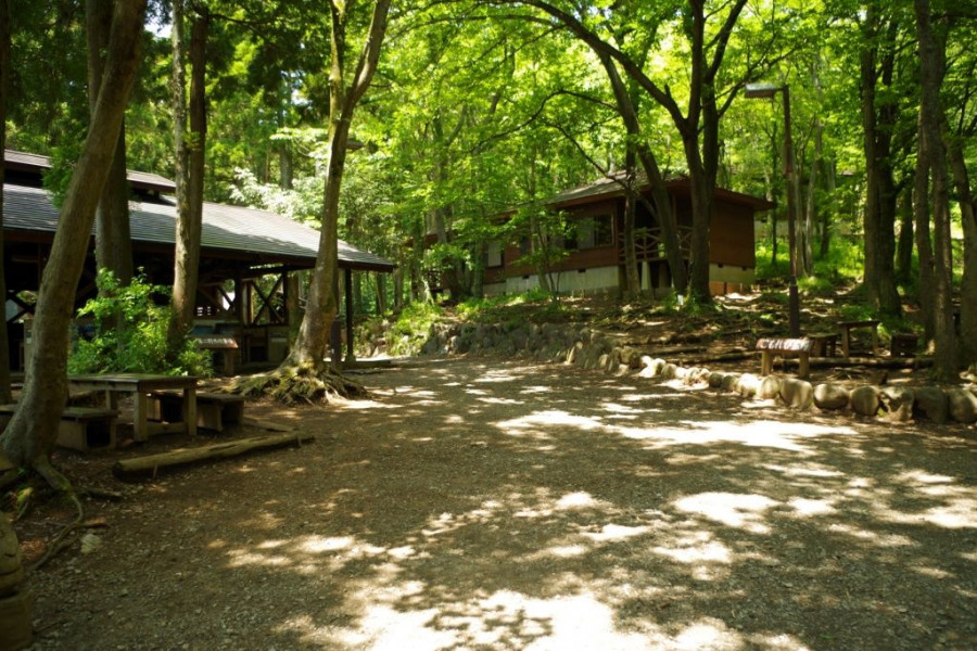 县立足柄友谊村