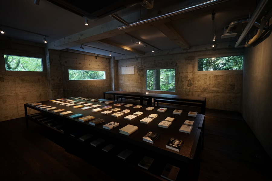 汤河原惣汤 Books and Retreat