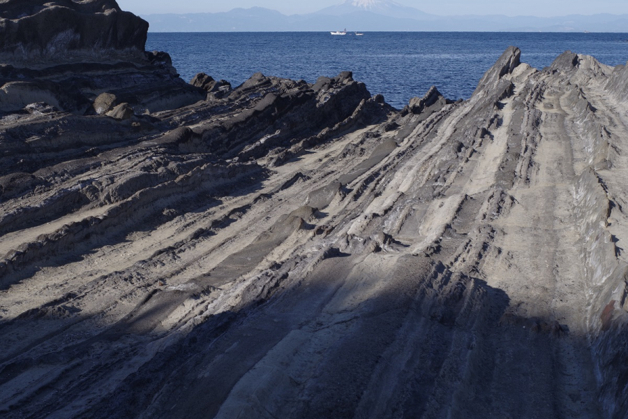 나가토로 바위 해변