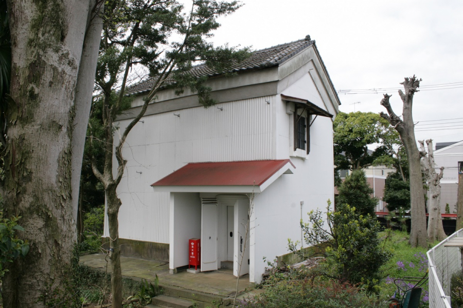 이마후쿠 야쿠이 몬 공원