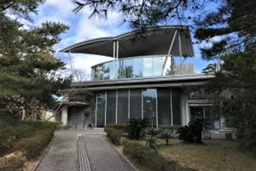 茅之崎市美术馆