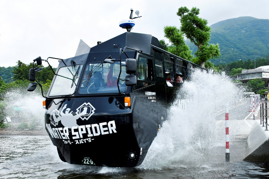 水陆两用船NINJA BUS WATER SPIDER